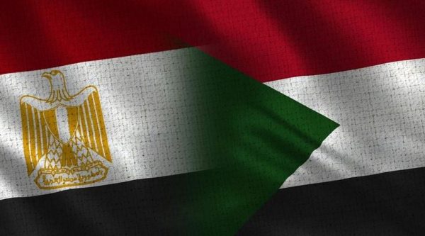 الخارجية السودانية تستدعي السفير المصري للاحتجاج