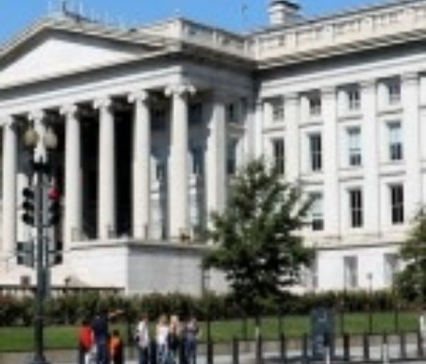 واشنطن تفرض عقوبات على بنك روسي بتهمة دعم الرئيس الفنزويلي