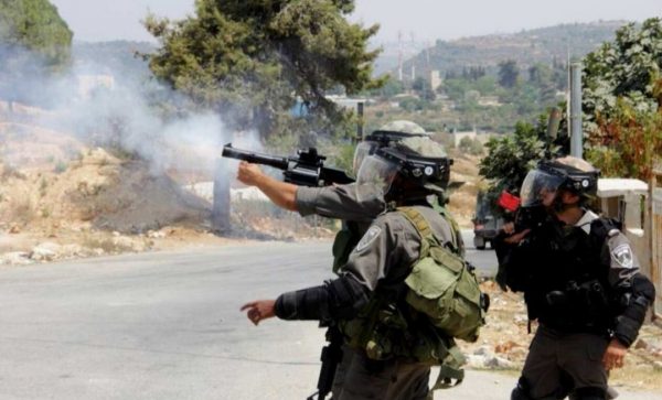 مقتل ثلاثة فلسطينيين وإصابة 300 برصاص الاحتلال في «مسيرات العودة»