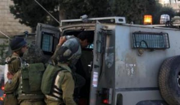 شرطة الاحتلال الإسرائيلي تعتقل أحد حراس المسجد الأقصى المبارك