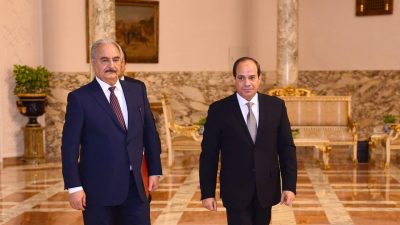 السيسي لحفتر: مصر تدعم جهود مواجهة الميليشيات المتطرفة