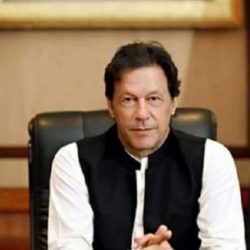 الرئيس الباكستاني يسلم شهادة الشخصية المؤثرة عالمياً التي منحتها جمعية مجلس علماء باكستان لولي العهد