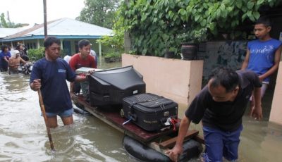 40 قتيلا وإجلاء الآلاف في فيضانات إندونيسيا