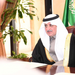 أمير تبوك يلتقي مدير الخطوط السعودية