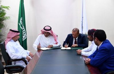 “مركز الملك سلمان للإغاثة” يوقع عقدين لعلاج 200 مصاب في داخل اليمن