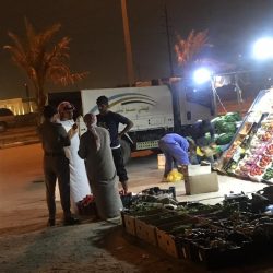 مركز الملك سلمان للإغاثة يدشن مشروع السلال الغذائية الرمضانية في محافظة أربد