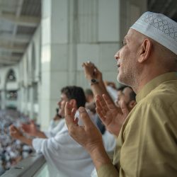 الرئاسة العامة تحشد أكثر من “2000” عامل وعاملة أثناء هطول الأمطار على المسجد الحرام