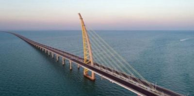 الكويت تفتتح رابع أطول جسر بحري في العالم