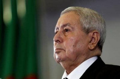 الرئيس الجزائري المؤقت يقيل مسؤولين رفيعي المستوى