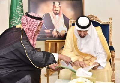 الأمير جلوي بن عبدالعزيز يستعرض استعدادات نادي نجران للموسم المقبل