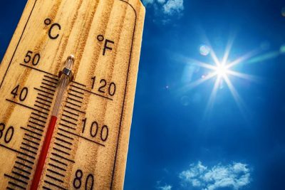 بريطانيا تسجل الرقم القياسي لليوم الأكثر حرارة على الإطلاق في تاريخها