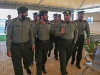 اللواء سليمان اليحيى يتفقد قيادة مراكز الجوازات للجان الإدارية الموسمية بمداخل مكة المكرمة