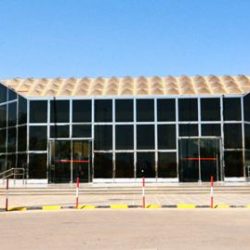 الفيصل يخصص قطعة أرض لإنشاء مطار في مكة المكرمة