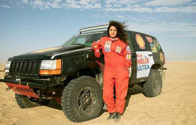 المصرية يارا شلبي تشارك كأول مشاركة نسائية في سباق الراليات بالمملكة