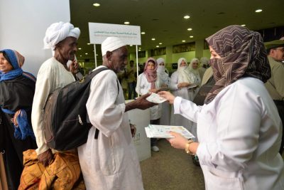 الصحة في جدة تستقبل أول فوج حجاج قادمين من السودان