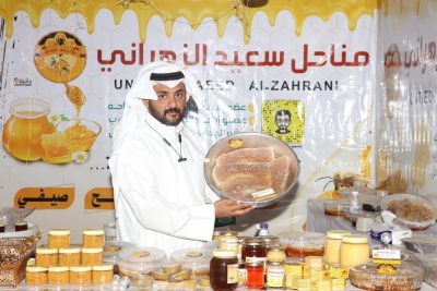 النحال الزهراني : مهرجان العسل 12 يدعم منتجي العسل بالباحة وشمع السدر سيد المهرجان