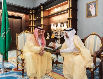 أمير الباحة يستقبل محافظ غامد الزناد وأعضاء المجلس البلدي 