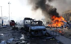 انفجار سيارة ملغومة يودي بحياة اثنين من الصحفيين بالصومال