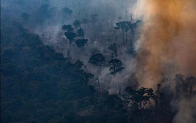 البرازيل ترفض مساعدة مجموعة السبع لإخماد حرائق الامازون