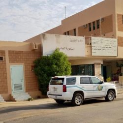 بالصور… بلدية محافظة الحائط تغلق معمل حلويات يفتقر الاشتراطات الصحية