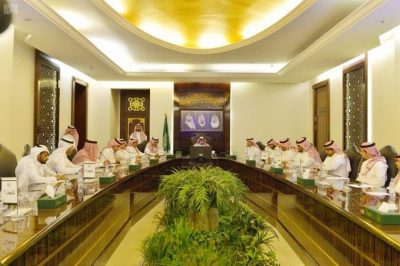 نائب أمير منطقة مكة المكرمة يعقد اجتماعًا بخصوص التحول الرقمي  في إمارة المنطقة