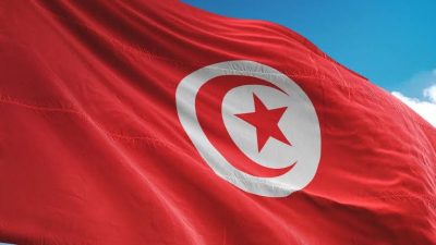 القضاء التونسي يدخل في إضراب مفتوح .. ومخاوف من التأثير سلباً على سير الانتخابات