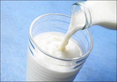 متخصصو أمراض القلب : يجب أن يحتوي النظام الغذائي لمريضي الضغط على الحليب ومشتقاته