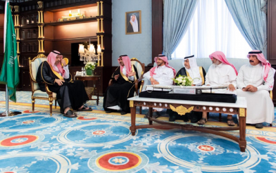 الأمير حسام بن سعود يستقبل مدير عام فرع وزارة العمل والتنمية الاجتماعية بالمنطقة