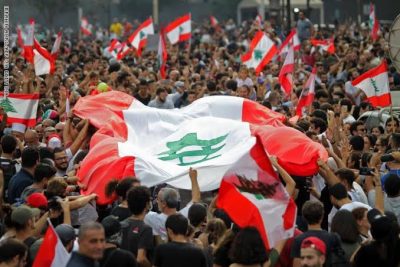 دعوات للتظاهر والاعتصام بجميع مدن لبنان