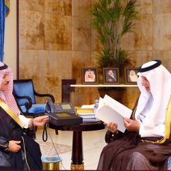 سمو أمير منطقة الرياض يلتقي رئيس مجلس إدارة النادي الأدبي بالرياض