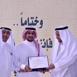 مدير جامعة الملك خالد يدشن الخدمات الإلكترونية لإدارة الابتعاث