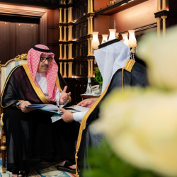 الأمير حسام بن سعود يقلد نائب مدير شرطة المنطقة رتبته الجديدة