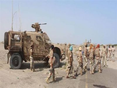 مقتل وإصابة “١٤” حوثياً في كمين للجيش اليمني شرق تعز