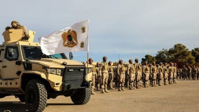 الجيش الليبي يقصف مواقع الوفاق بمصراتة