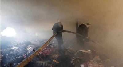 مصرع أكثر من “٣٠” شخصًا بحريق مصنع في نيودلهي الهندية