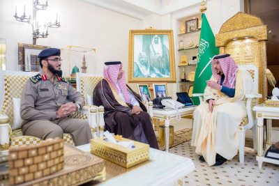 الأمير فيصل بن مشعل يستقبل اللواء متقاعد عبدالرحمن الصالح والعميد محمد ابوعباة