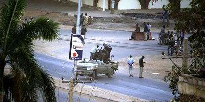 “عبدالفتاح البرهان”: تم احتواء التمرد في السودان بأقل الخسائر