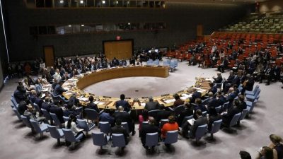 بريطانيا تقدم بمجلس الأمن مشروع قرار معدلاً يُطالب بسحب المرتزقة من ليبيا