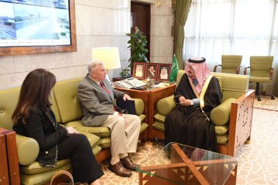 أمير منطقة الرياض يستقبل سفير الولايات المتحدة الأمريكية لدى المملكة