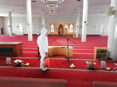 إدارة مساجد رنية  تواصل تعقيم ‏المساجد والجوامع