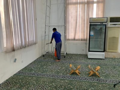 إدارة المساجد والدعوة والإرشاد برنية ‏تبدأ عمليات الرش والتعقيم بالجوامع والمساجد