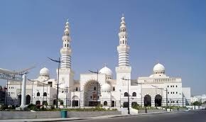 الدكتور “آل الشيخ” : سيتم غلق المساجد مؤقتاً وإيقاف الصلاة جماعة في حال اقتضت المصلحة العامة ذلك
