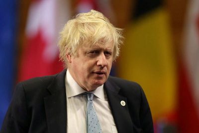 إصابة رئيس وزراء بريطانيا بفيروس “كورونا”