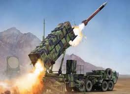 قوات الدفاع الجوي” تعترض وتدمّر صاروخين باتجاه الرياض وآخر في سماء جازان