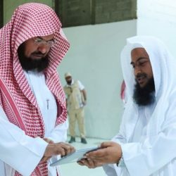 أمير ⁧‫القصيم‬⁩ يلتقي قائد قوات الطوارئ بالمنطقة