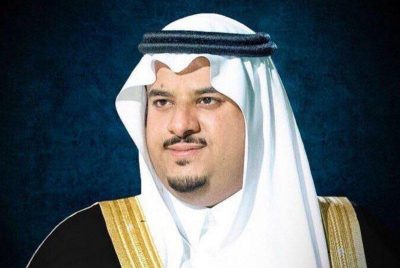 “نائب أمير الرياض” ينقل تعازي القيادة الرشيدة لأسرة الشهيدين “القحطاني والعتيبي”