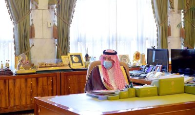 سمو أمير منطقة الرياض يستقبل مدير عام الشؤون الصحية بالمنطقة