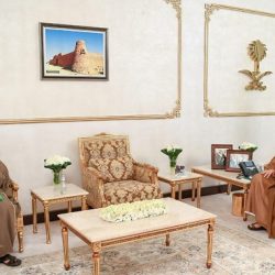 الأمير حسام بن سعود يبحث مع معالي وزير السياحة سبل تطوير وتحفيز الاستثمار السياحي بالباحة