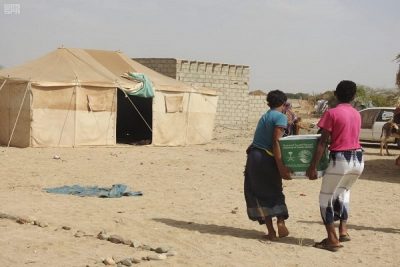 مركز الملك سلمان للإغاثة يوزع أكثر من 44 طنًا من السلال الغذائية في المناطق المحاذية لمحافظة صعدة