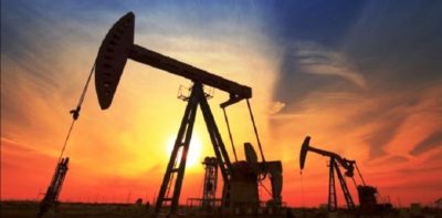 أسعار النفط ترتفع لأكثر من 1 % مدعومةً بتحسن توقعات تعافي الطلب